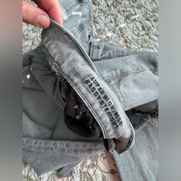 American eagle glacier grey jeans with raw hem and embellished bottoms - Picture 6 of 13